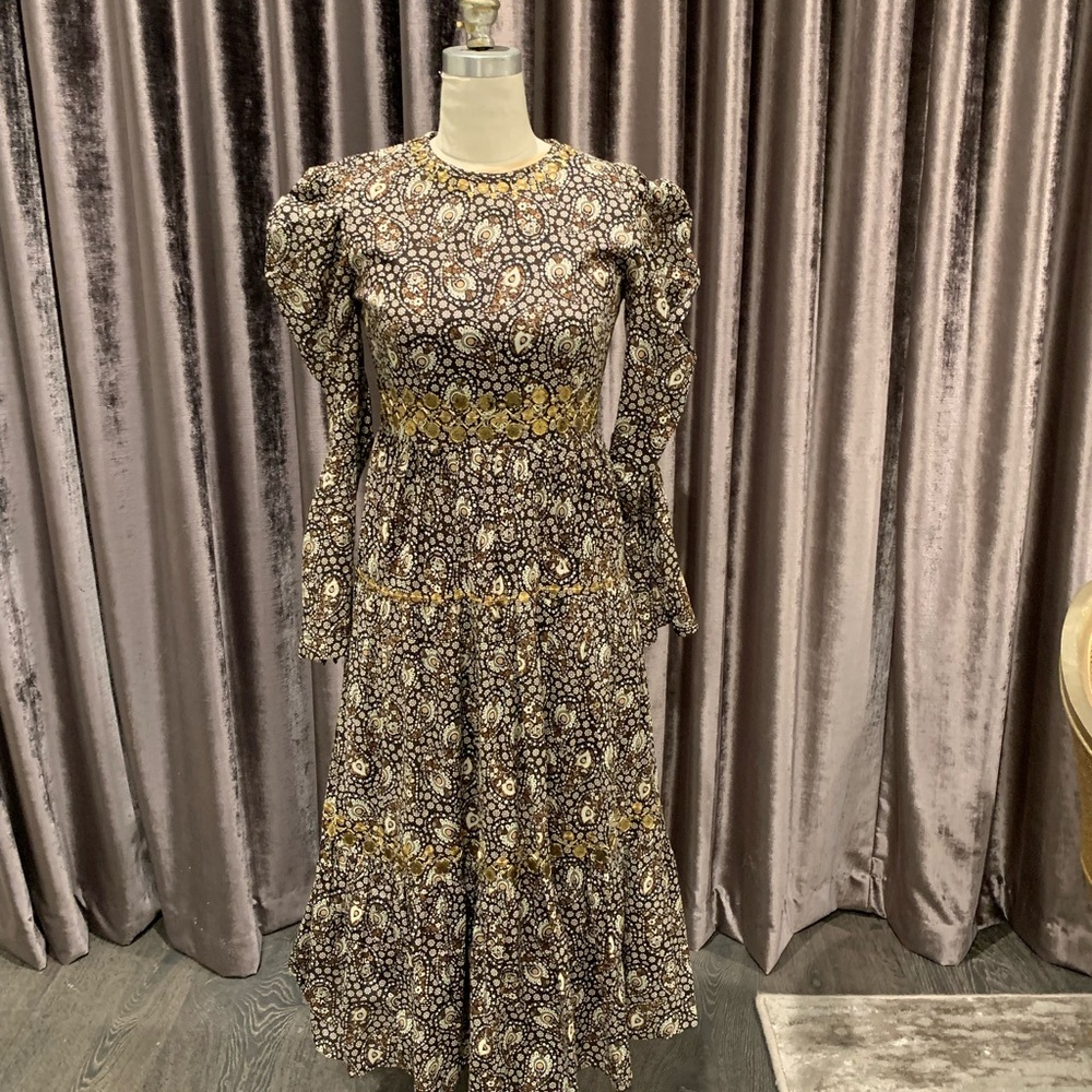 Beautiful Michael Kors dress. Hardly never worn in excellent condition.